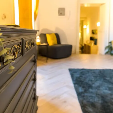 Apartment Crociferi Palace - Exclusive Brand 