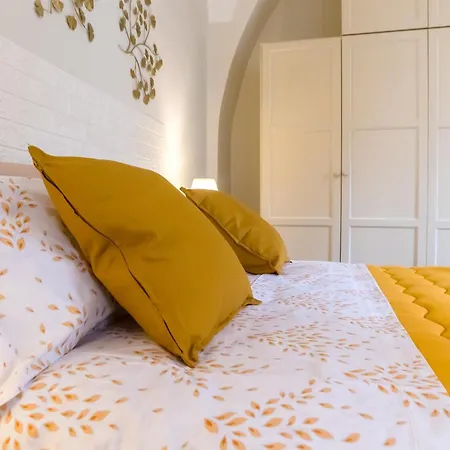 Crociferi Palace - Exclusive Brand 