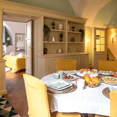 Crociferi Palace - Exclusive Brand 